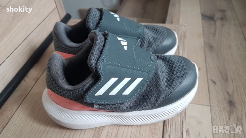 Детски маратонки Adidas, снимка 1