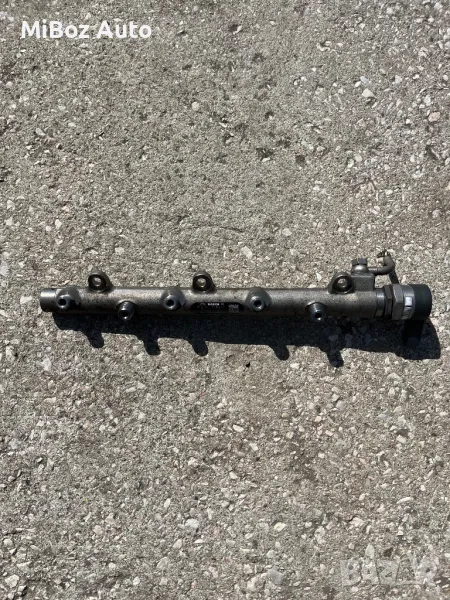 Горивна рейка Bosch БМВ Е90 91 92 BMW, снимка 1