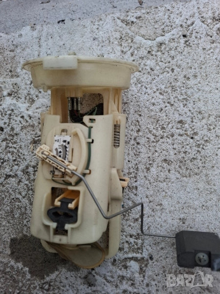 Бензинова помпа от Bmw 320, снимка 1