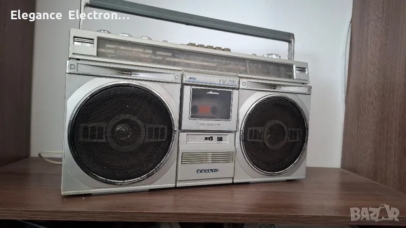 Sanyo M9935K Boombox 4-лентов стерео радио и касетофон, снимка 1