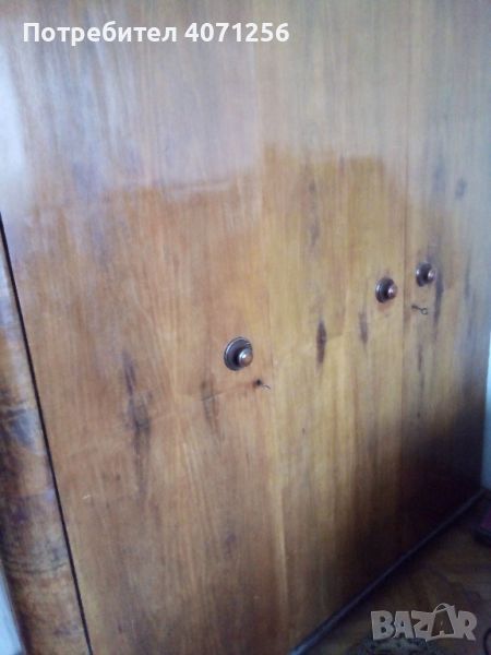 Дървен гардероб, снимка 1