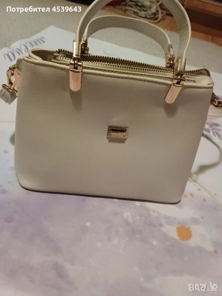 Елегантна дамска бяла чанта с дръжка, снимка 1