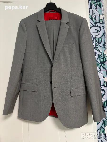 Мъжки костюм HUGO, размер 46. нов Промоция до Коледа , снимка 1