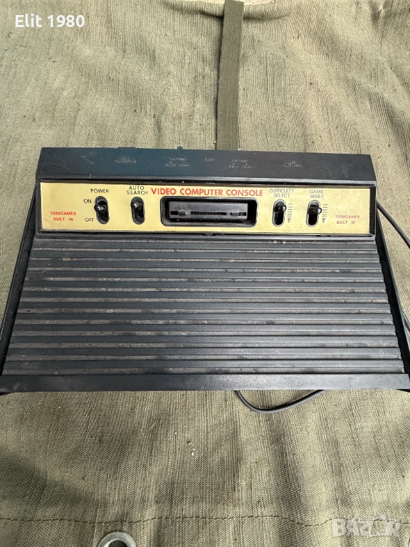 Продавам игрова конзола от 90-те , снимка 1
