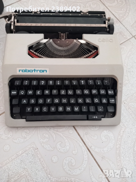 Ретро Немска пишеща машина robotron cella s1001, снимка 1