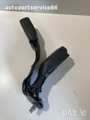 Закопчалка на колан задна лява и средна за Subaru Outback 2.0 Дизел (2010) , снимка 3 - Части - 54225688