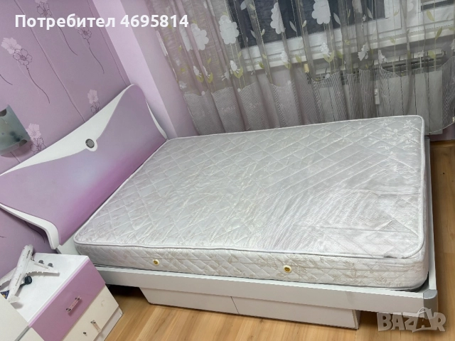 Легло за момиче 