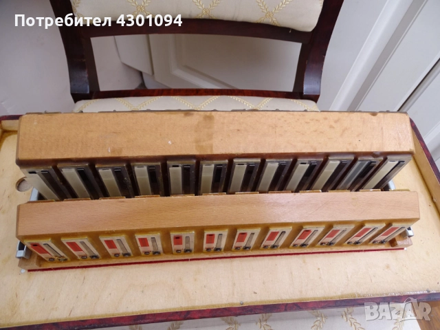 Корпус (баси) с тарги за Акордеон Weltmeister Stella 48 баса, снимка 3 - Акордеони - 52362100