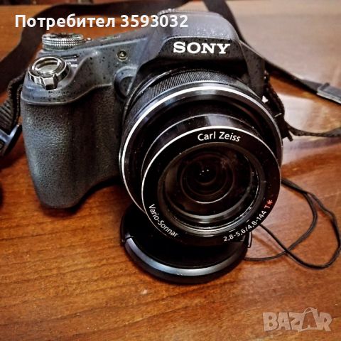 Фотоапарат Sony DSC- HX100V, снимка 1 - Фотоапарати - 45283240