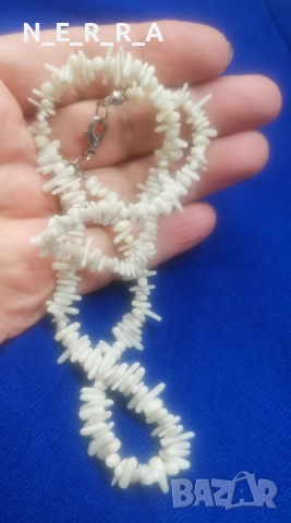 Гердан от бял корал, снимка 2 - Колиета, медальони, синджири - 52055839