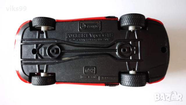 Bburago 2013 SRT Dodge Viper GTS - Мащаб 1:32, снимка 8 - Колекции - 52898440