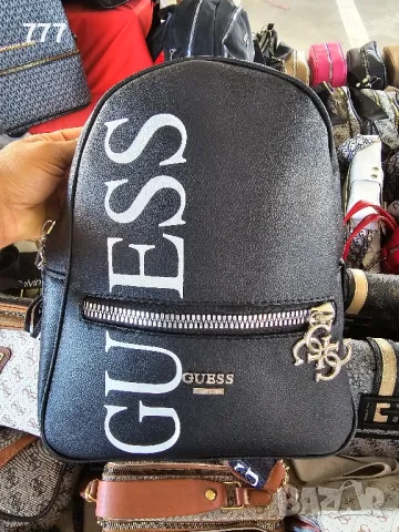 дамски раници GUESS, снимка 1 - Раници - 46995581