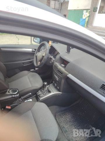 Автомобил Опел Астра, снимка 11 - Автомобили и джипове - 52593883