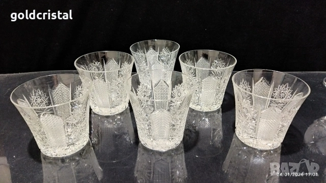 Кристални чаши за уиски , снимка 2 - Антикварни и старинни предмети - 45382136