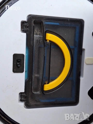 MEDION MD 18503 E32 SW 2в1 робот прахосмукачка с функция за почистване и пране, снимка 6 - Прахосмукачки - 53304300