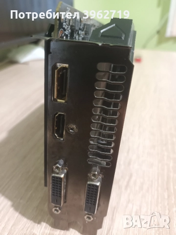 GIGABYTE GTX 1060 3GB, снимка 3 - Видеокарти - 52314296