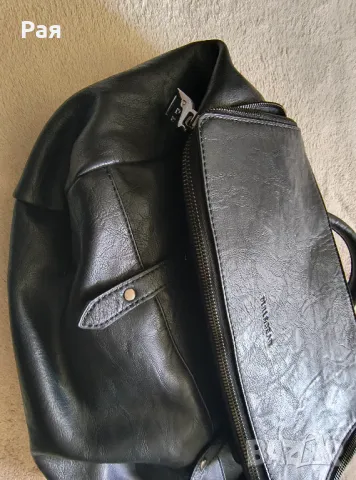 Дамска черна чанта / раница Pull&Bear, снимка 6 - Раници - 49808378