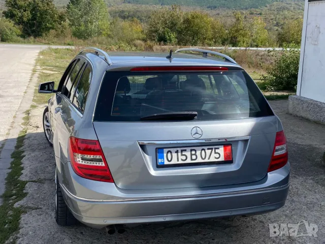 Mercedes C 200 2.2 d 2012 Автомат 7G-Tronic, снимка 4 - Автомобили и джипове - 46716191