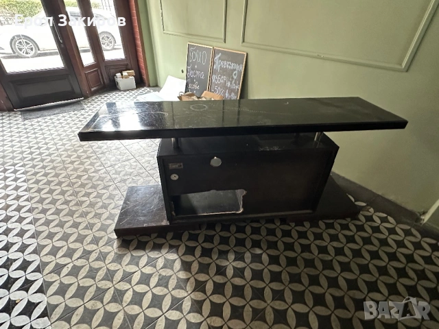 Тв шкаф подарява се, снимка 3 - Шкафове - 54052911