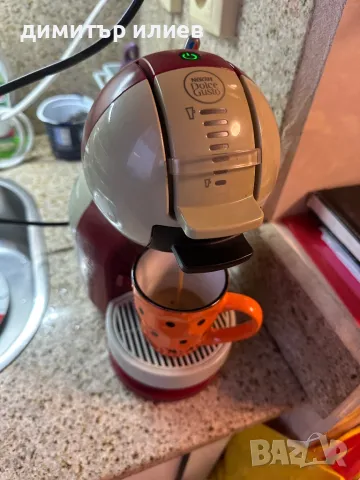 Кафемашина за капсули Dolce gusto, снимка 5 - Кафемашини - 47767732