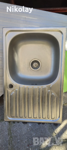 Продавам мивка алпака 