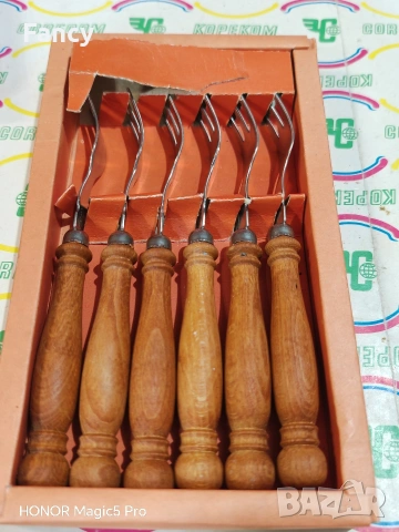 6 вилици/средни, снимка 2 - Прибори за хранене, готвене и сервиране - 53469718