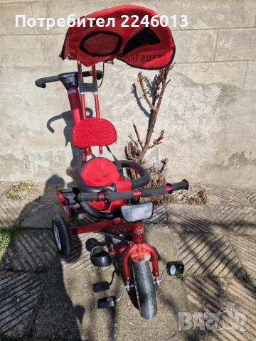 Триколка, снимка 2 - Детски велосипеди, триколки и коли - 53825130