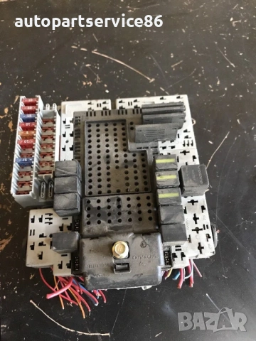 Кутия за предпазители за Volvo S60 (2004) 8622520, снимка 2 - Части - 54020308