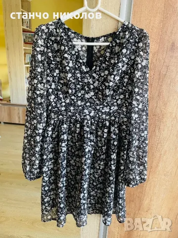 Продавам дамска рокличка, снимка 3 - Рокли - 49938587