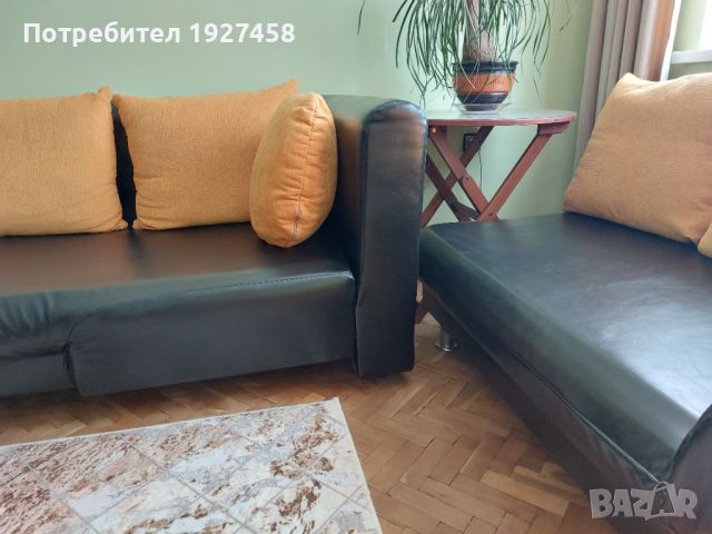 Продавам кожен диван + холна маса, снимка 3 - Дивани и мека мебел - 46617944