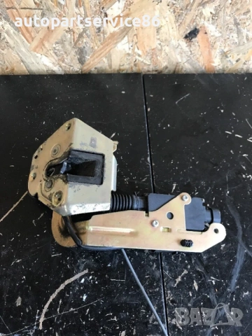 Заключващ механизъм за задна лява странична врата за Peugeot C8, 807 (2002-2006) 147104, снимка 3 - Части - 53780278