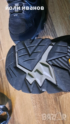 MERRELL-gore tex,vibram подметка,трекинг 47 номер, снимка 8 - Маратонки - 53748240