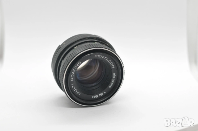 Обектив Pentacon Electric 1.8/50 на резба M42