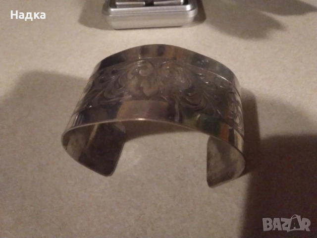 Красива гривна, снимка 5 - Бижутерийни комплекти - 52204423