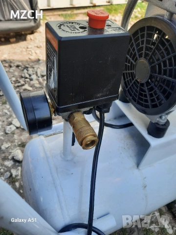 Компресор за въздух. , снимка 8 - Компресори - 54046214