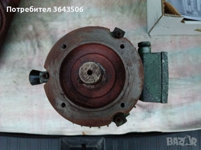 КУПУВАМ, снимка 2 - Електродвигатели - 53916684