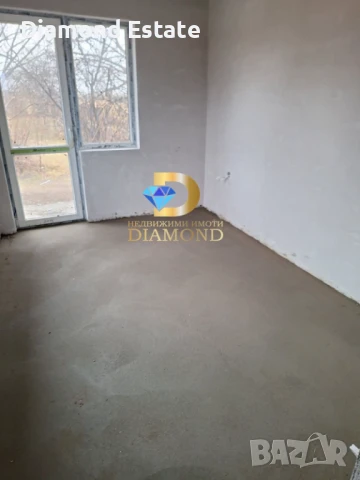 Триетажна къща в село Татарево общ. Първомай, снимка 13 - Къщи - 50779252