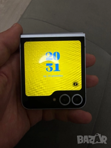 Samsung Galaxy Z Flip 6 - за ремонт, снимка 2 - Samsung - 52927774
