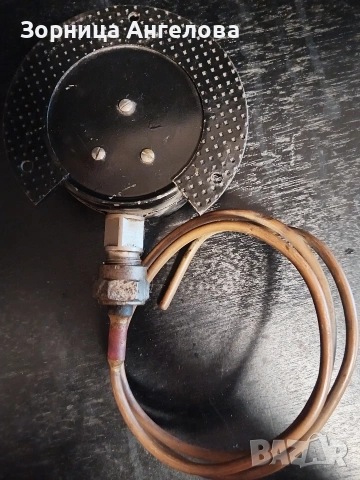 Оригинален български манометър с медна капилярка – 1970 г. запазена фабрична пломба., снимка 2 - Антикварни и старинни предмети - 53027734