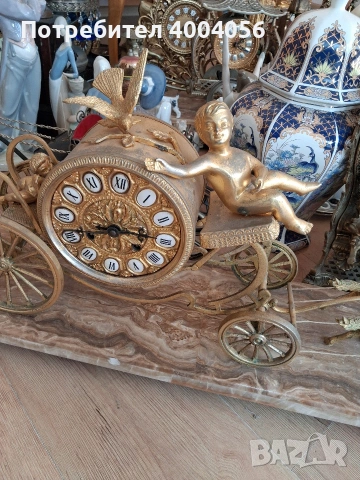 Часовник, снимка 2 - Антикварни и старинни предмети - 53872860