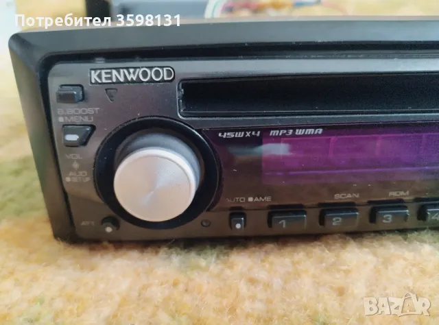 Продавам автомобилен компактдиск плейър с радио KENWOOD., снимка 2 - Аудиосистеми - 48927212