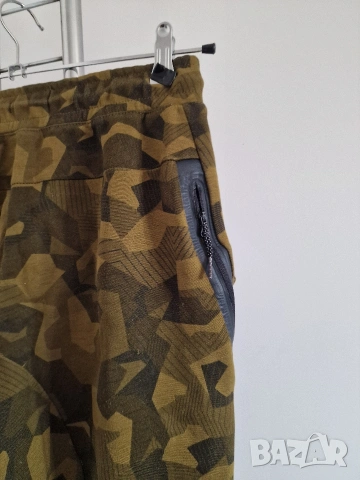 Страхотно мъжко долнище NIKE TECH FLEECE , размер М , снимка 8 - Спортни дрехи, екипи - 53934570