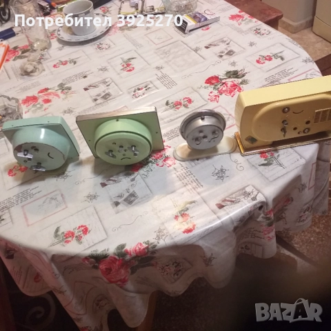 Стари Руски механични будилници , снимка 8 - Колекции - 51628758