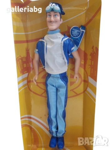 Кукла Sportacus (Lazy Town) – детска фигурка герой в кутия, снимка 2 - Кукли - 53337044
