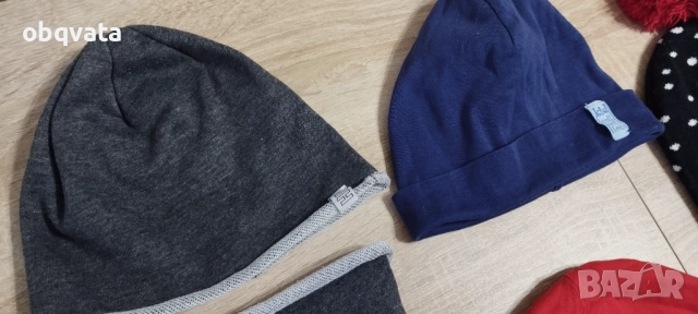 ЛОТ детски шапки и шал/есен-зима/, снимка 2 - Шапки, шалове и ръкавици - 52854333