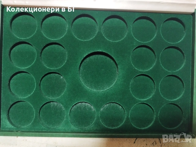 КУТИЯ ЗА СЪХРАНЕТИЕ НА МОНЕТИ /ПЛАКЕТИ/ - ФУТБОЛ, снимка 4 - Нумизматика и бонистика - 53648695