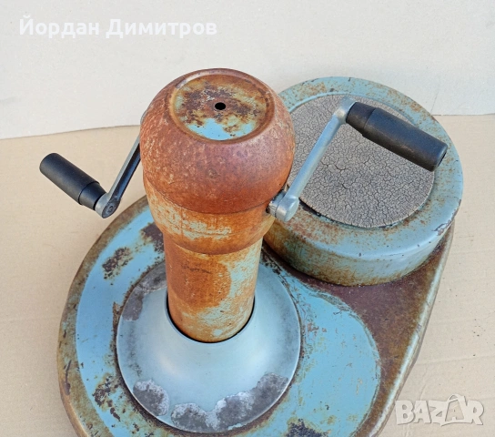 Стара играчка/количка , снимка 4 - Антикварни и старинни предмети - 53517775