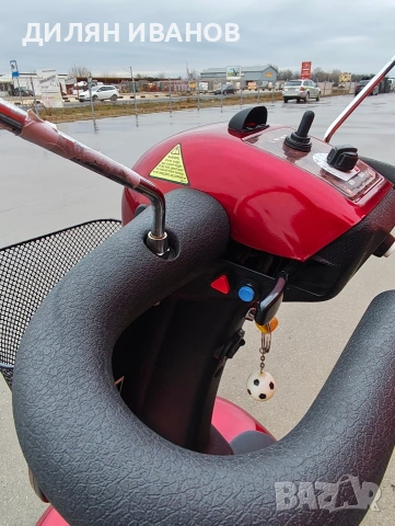 електрическа четириколка, снимка 9 - Инвалидни скутери - 53579541
