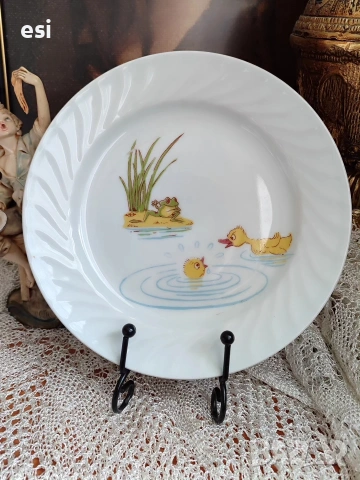 Чиния с детски мотиви, снимка 2 - Антикварни и старинни предмети - 53083813