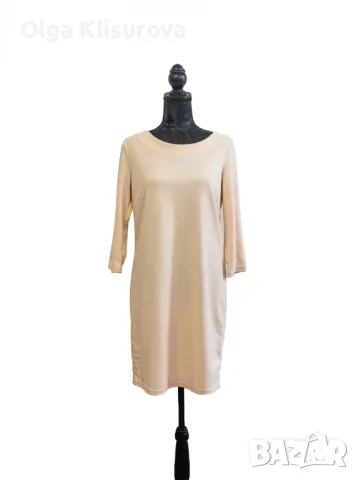 Рокля В отлично състояние размер М